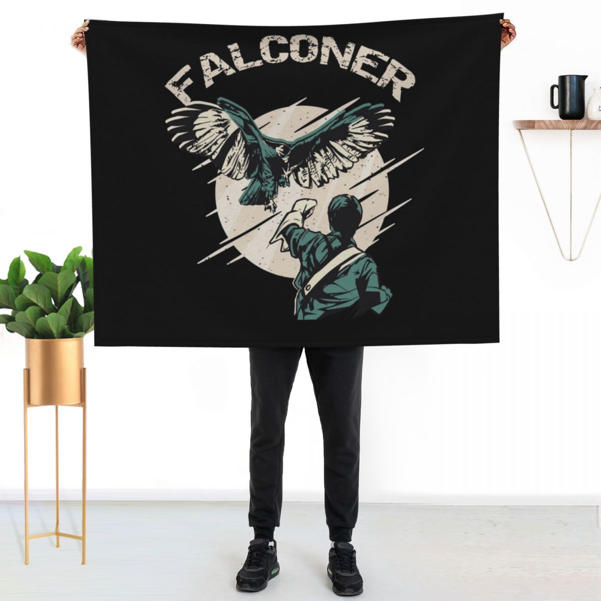 Falconry Bird landing on Falco - огляд і ціна Home Decor Png